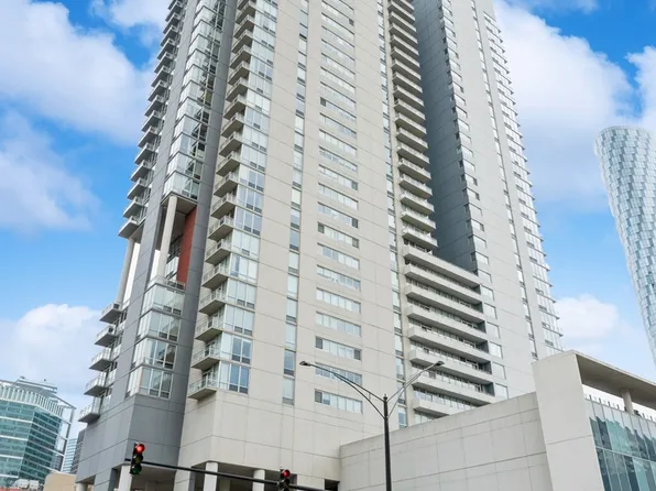 737 W Washington Blvd APT 1104, Chicago, IL 60661