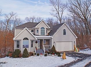 9 Park Rd, Sparta, NJ 07871