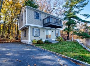 14 Mowry Dr, Smithfield, RI 02917