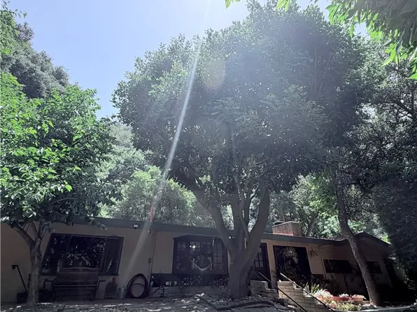 2900 Mandeville Canyon Rd, Los Angeles, CA 90049