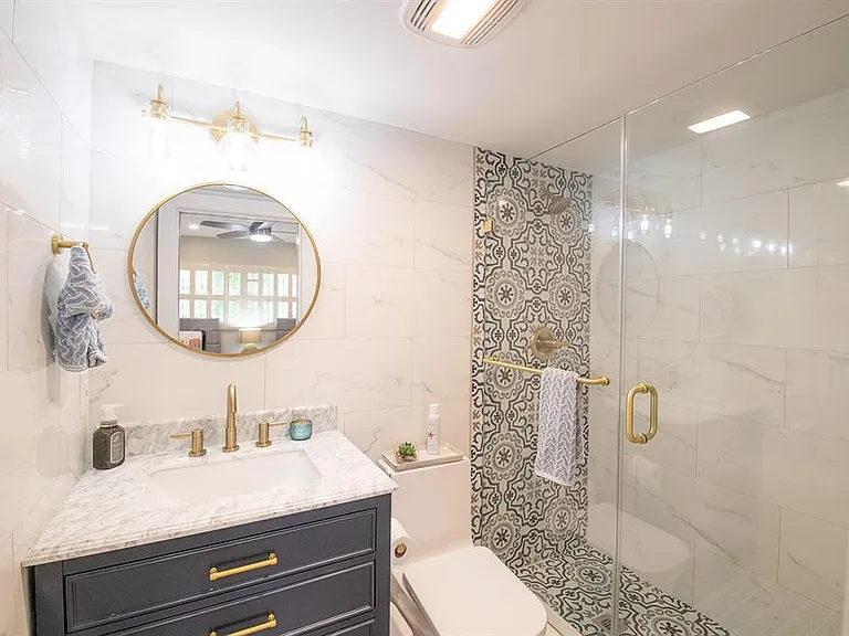 101 SE 19th Ave #126 — Photo 9