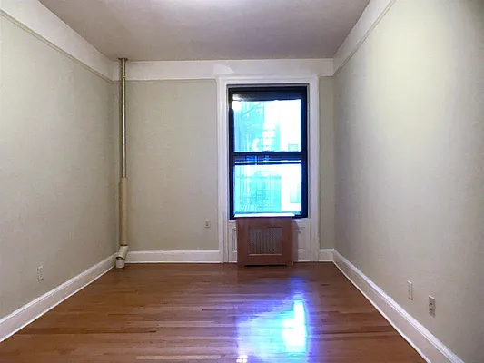 Rented by Sovereign Associates | media 25