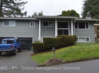 1735 W Hills Blvd, Coos Bay, OR 97420