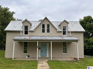 307 E Maple St, Irvington, KY 40146