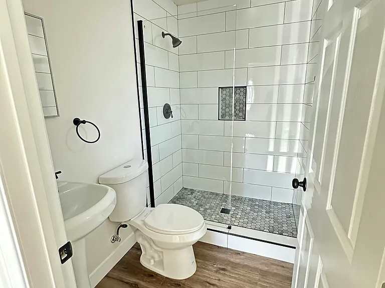 13187 Splendora Ave #13185-3/4 — Photo 4