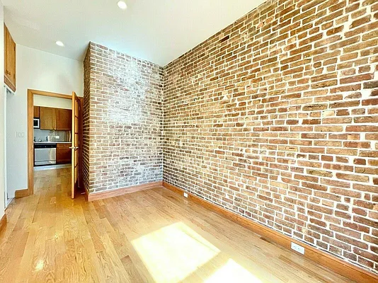 Rented by Douglas Elliman | media 21