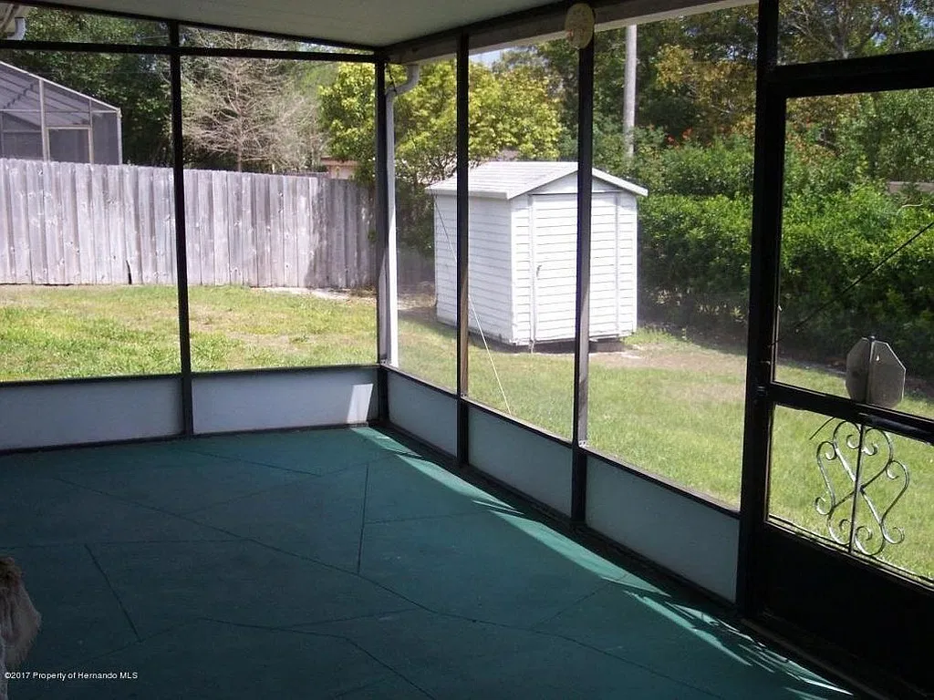 3 bed, 1750 sqft, $1,985 — Photo 4