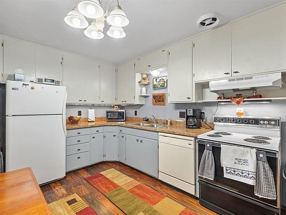 5th image of 803 25th St W