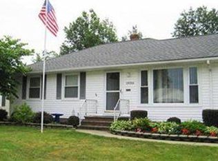 29354 Shaker Dr, Wickliffe, OH 44092