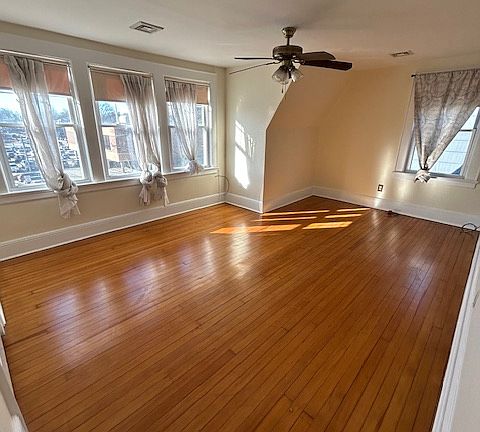 2nd image of 17 Mount Pleasant Ave Floor 3