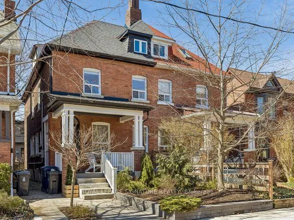 66 Coady Ave, Toronto, ON M4M 2Y8