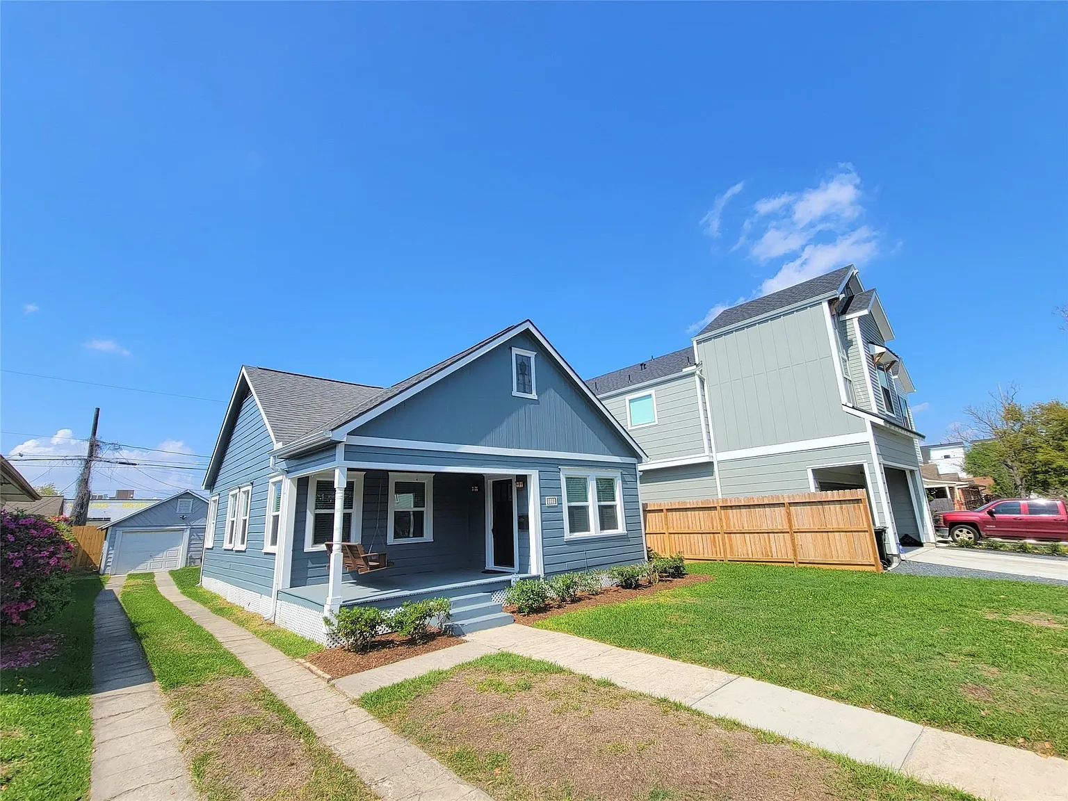 2 bed, 1.0 bath, 1275 sqft, $2,650 — Photo 4