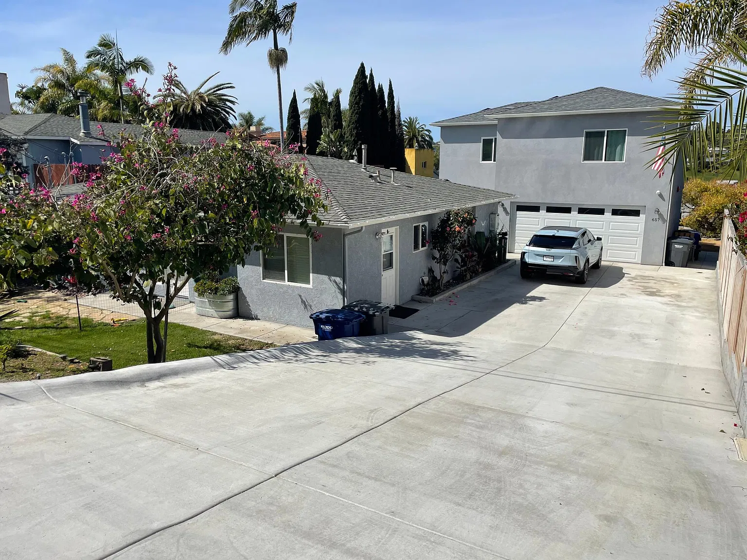 655 Ida Ave — Photo 4