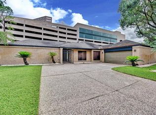 15626 Whitewater Ln, Houston, TX 77079