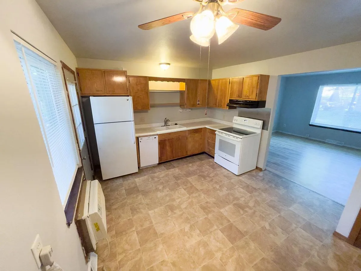 Building Photo - 5826 Thrush Ln
