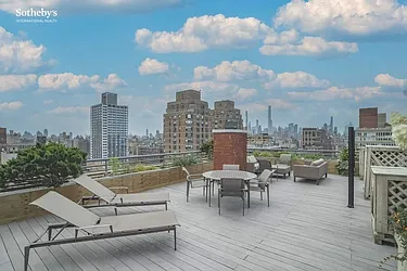 Rented by Sotheby's International Realty