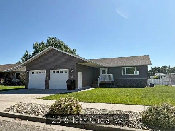 2316 18th Cir W, Williston, ND 58801