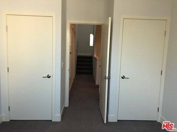 4th image of 688 N Gramercy Pl