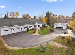 W8551 White Birch Rd, Crivitz, WI 54114