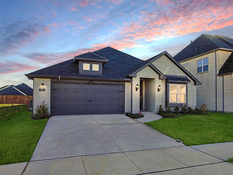 1st image of 316 Santa Lucia Dr