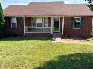 937 Drum Ln, Clarksville, TN 37043