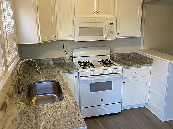 New granite countertops