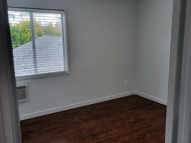4119 Falcon St — Photo 8