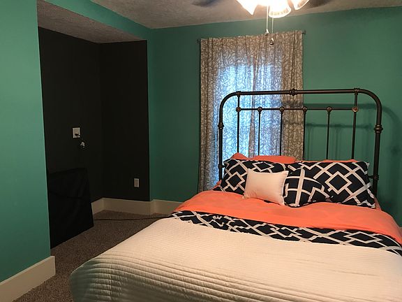 Master with versatile nook