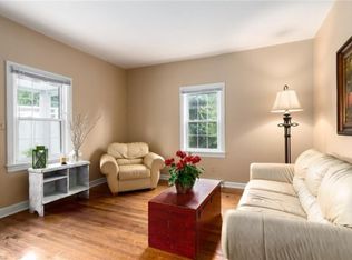 1103 16th St, Greensboro, NC 27405