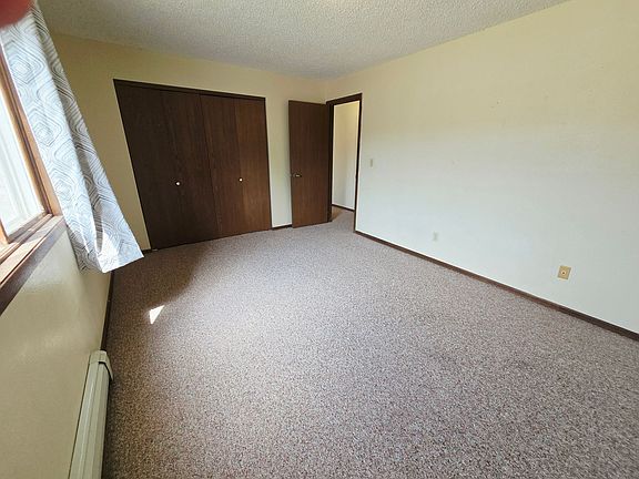 5th image of 3001 E Rosser Ave #4