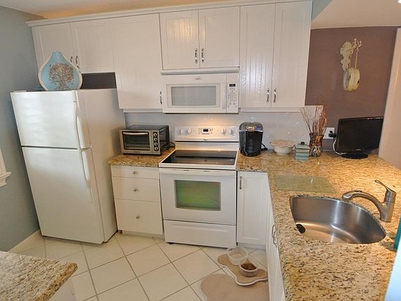 5th image of 1001 Seafarer Cir APT 206