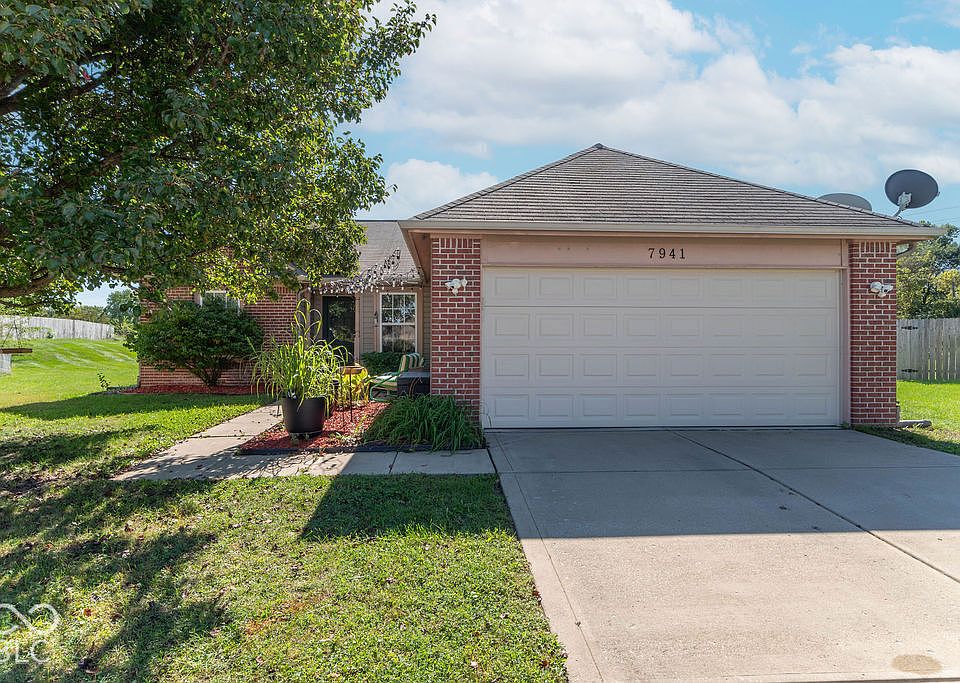 1st image of 7941 Begonia Ct