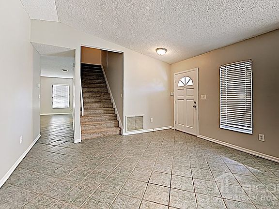 5th image of 1616 Palm Leaf Dr