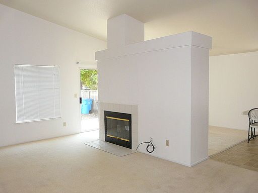 2nd image of 1092 Donaldson Way