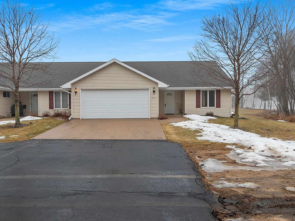 1st image of 203 Channel Trce