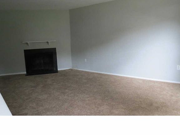 4th image of 407 Whitpain Hls