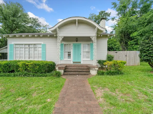 1319 3rd St, Prentiss, MS 39474