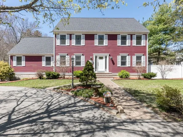 13 Toomey St, Danvers, MA 01923