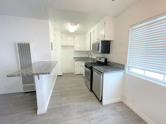 4th image of 3712 Veteran Ave #5