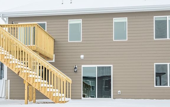 4th image of 2625 Serenity Dr