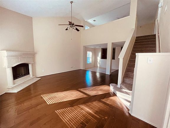 3rd image of 12819 Cedar Cliff Ln