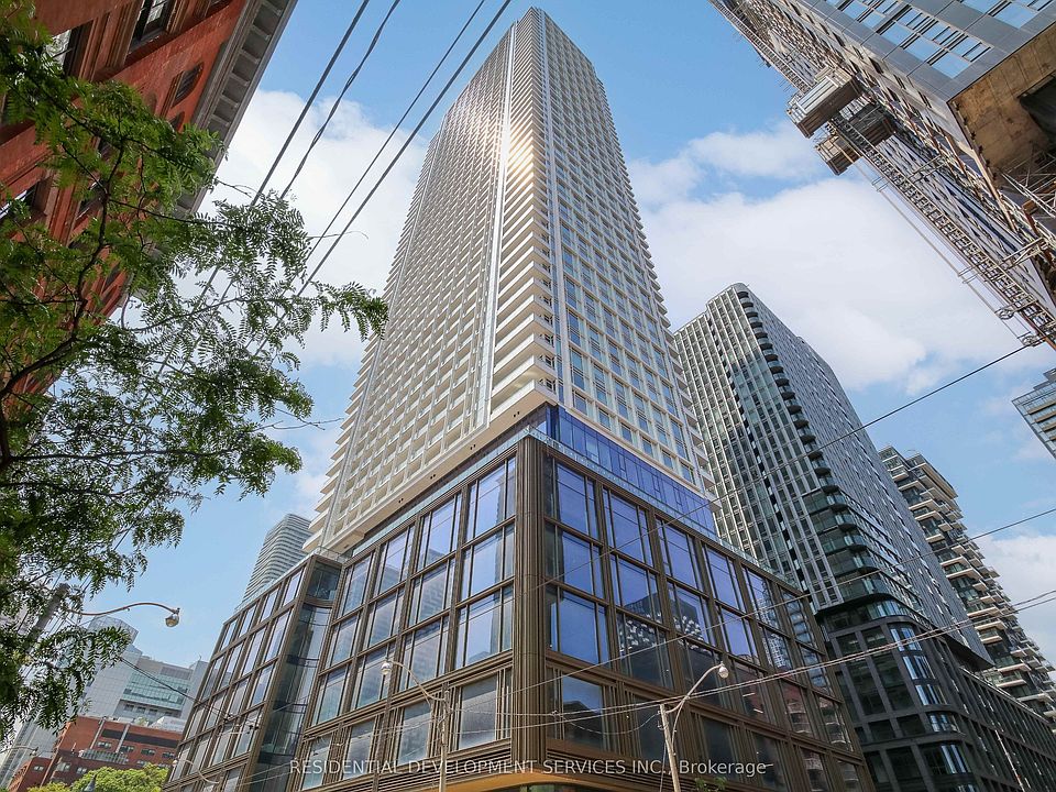 1st image of 88 Queen St E #901