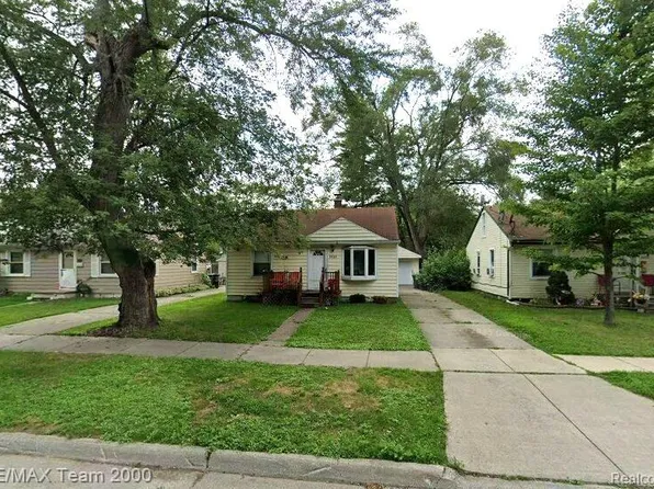 6646 Harding St, Taylor, MI 48180