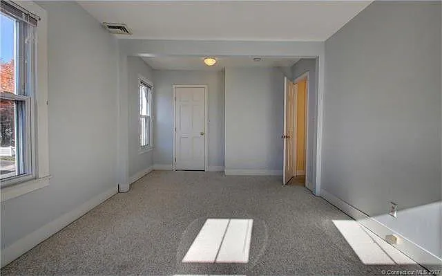 290 W Main St — Photo 17