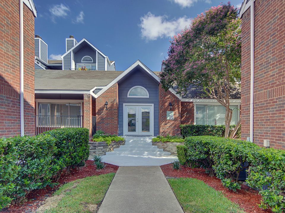 Trellis at Lake Highlands exterior