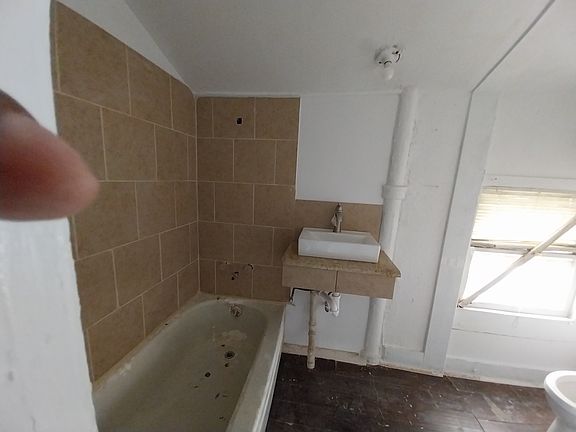 2nd image of 1140 Essex St #3