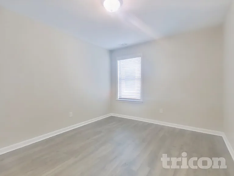 196 Chapelcrest Ln — Photo 11