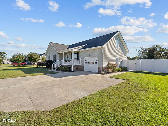 2nd image of 220 Melonie Drive