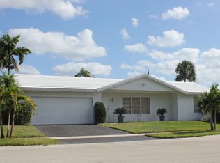 72 SW 10th Ave, Boca Raton, FL 33486