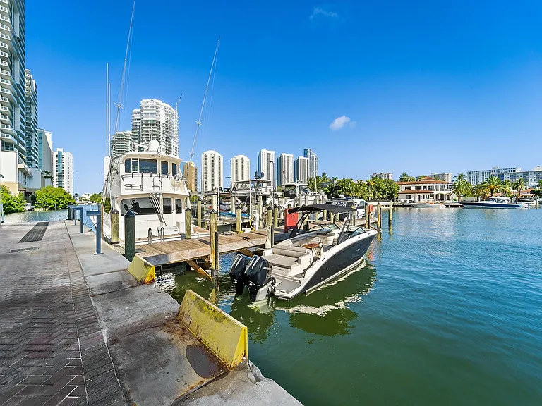 400 Sunny Isles Blvd #1608 — Photo 47